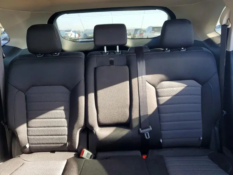 2022 FORD EDGE SE  