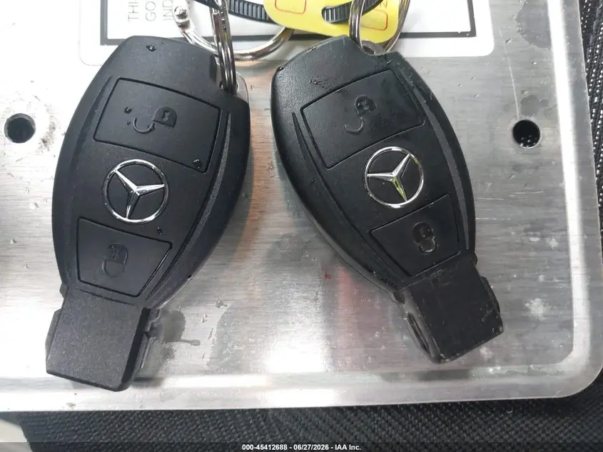 2019 MERCEDES-BENZ METRIS  