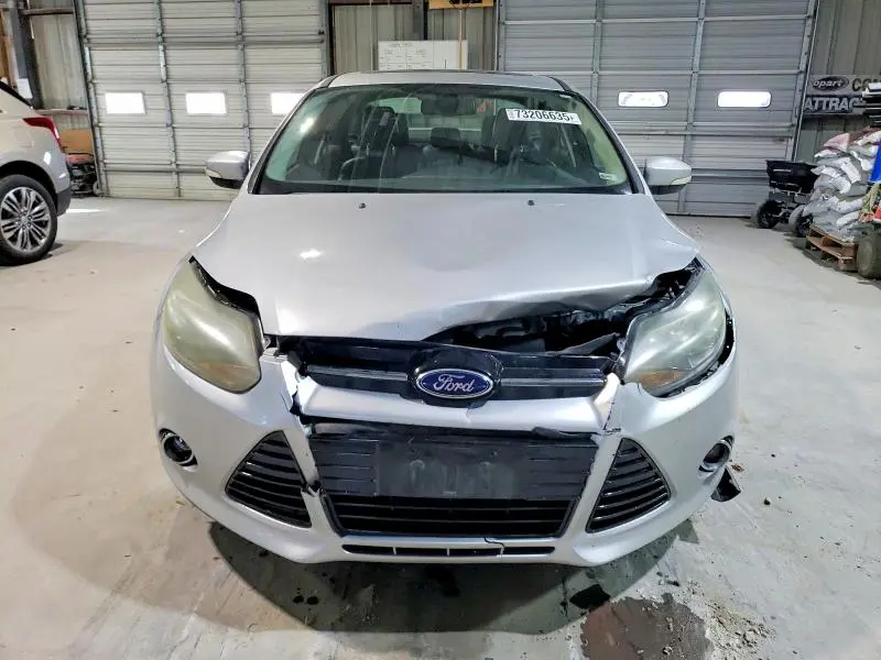 2012 FORD FOCUS TITANIUM  