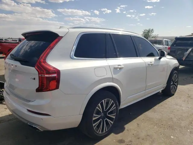 2020 VOLVO XC90 T5 MOMENTUM  