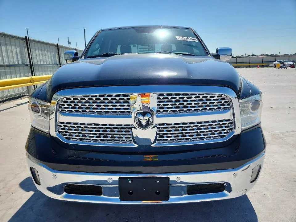 2015 RAM 1500 LARAMIE  
