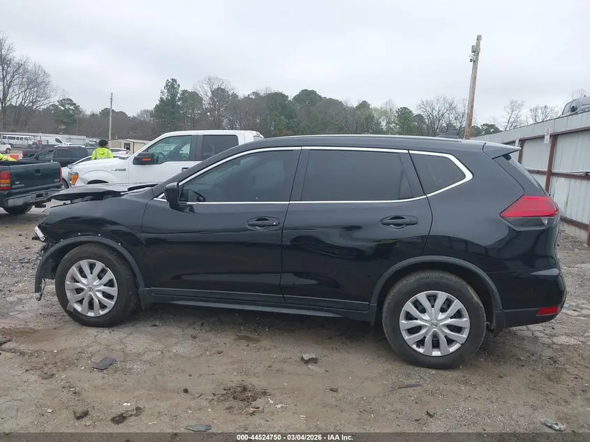 2017 NISSAN ROGUE S
