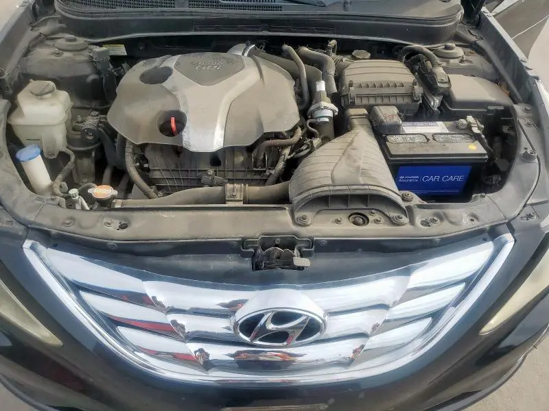 2013 HYUNDAI SONATA SE  