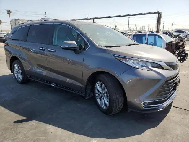 2024 TOYOTA SIENNA LIMITED  