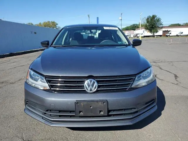 2016 VOLKSWAGEN JETTA SE  