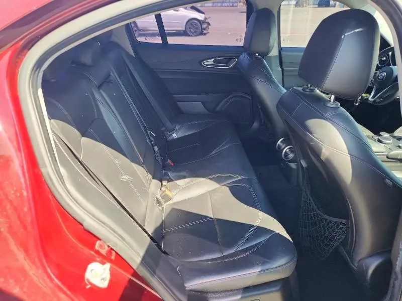 2017 ALFA ROMEO GIULIA   