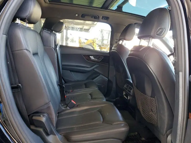 2017 AUDI Q7 PRESTIGE  