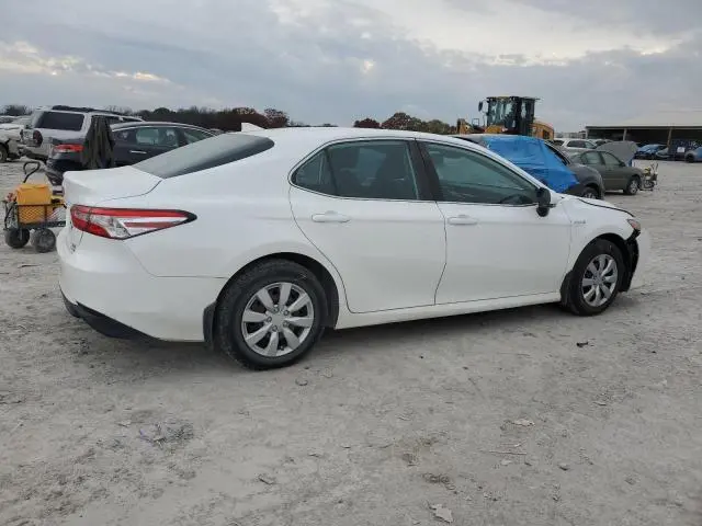 2019 TOYOTA CAMRY LE  