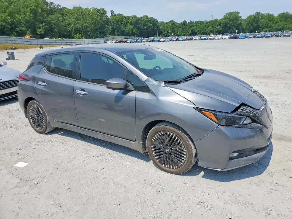 2025 NISSAN LEAF SV PLUS  