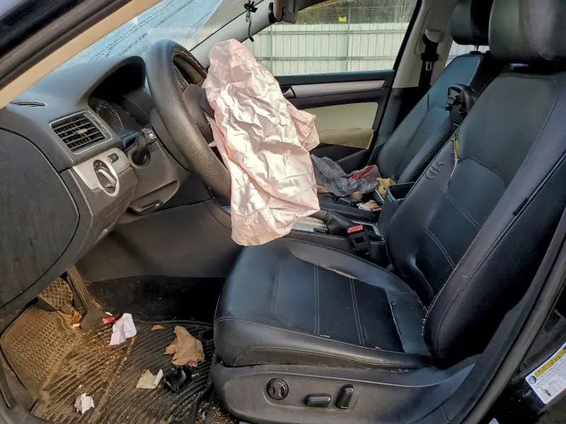 2012 VOLKSWAGEN PASSAT SE  