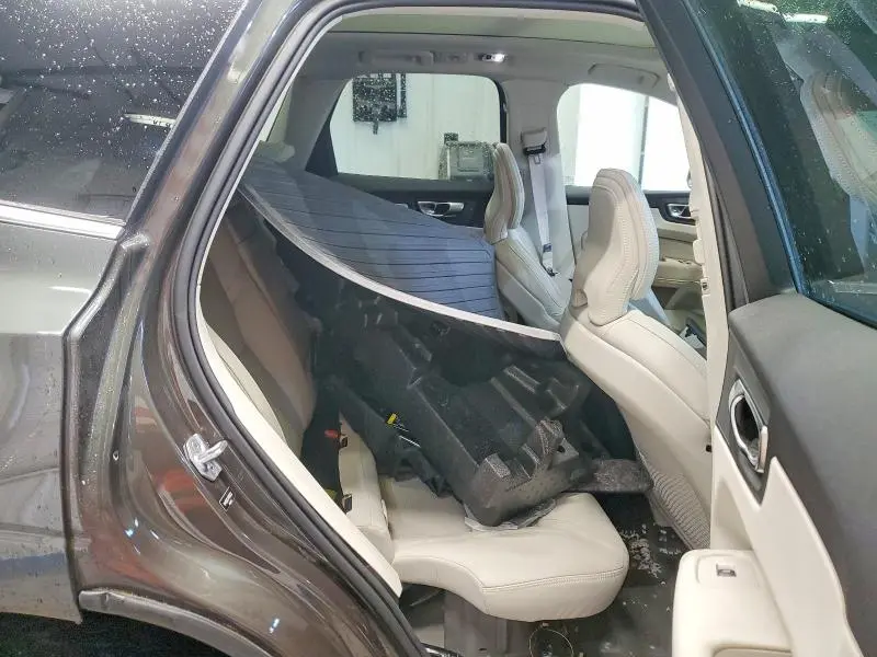 2021 VOLVO XC60 T5 INSCRIPTION  