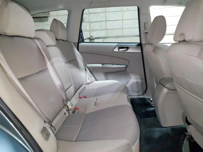 2013 SUBARU FORESTER 2.5X PREMIUM  