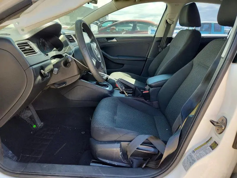 2013 VOLKSWAGEN JETTA BASE  