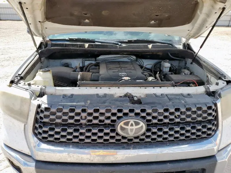 2020 TOYOTA TUNDRA CREWMAX SR5  