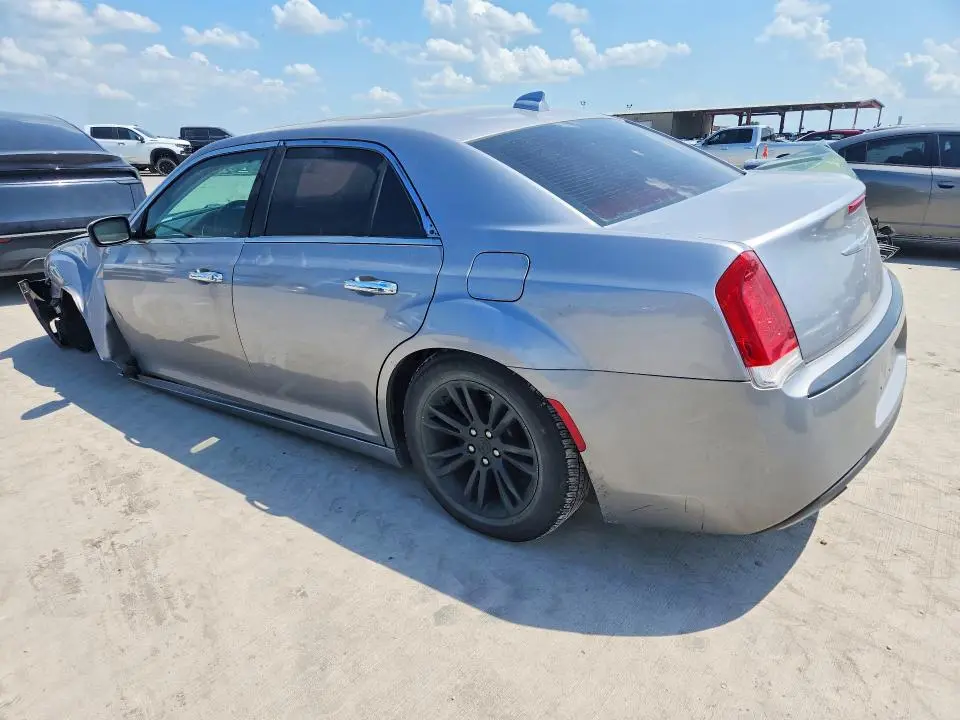 2016 CHRYSLER 300C   