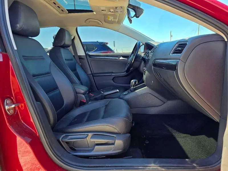 2017 VOLKSWAGEN JETTA SEL  