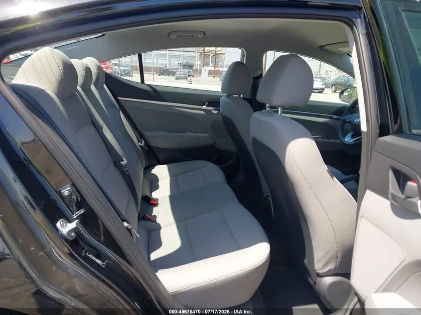 2020 HYUNDAI ELANTRA SE