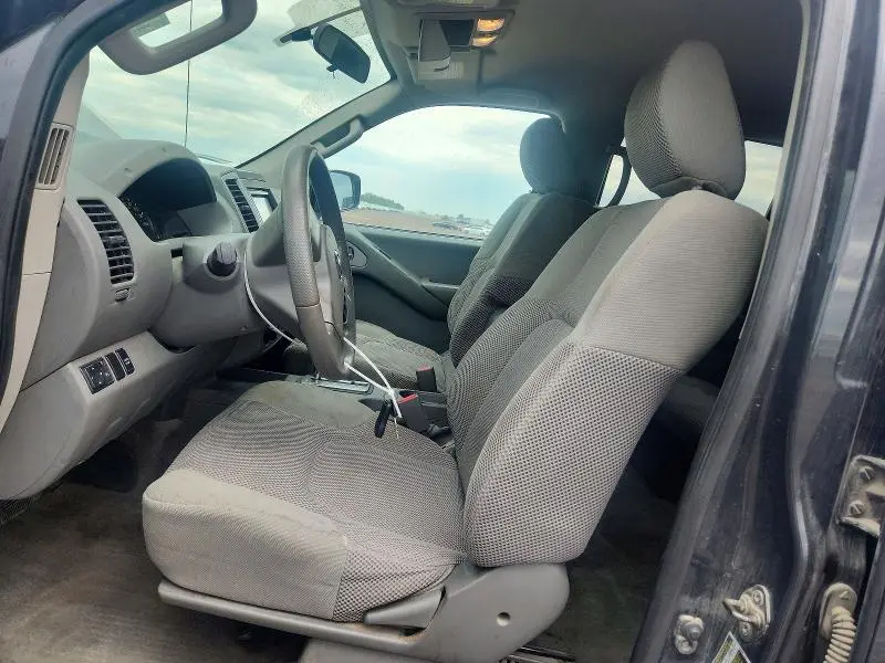 2012 NISSAN FRONTIER S  