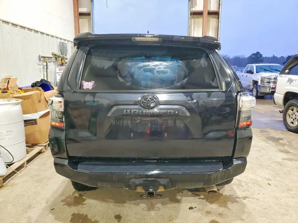 2015 TOYOTA 4RUNNER SR5  