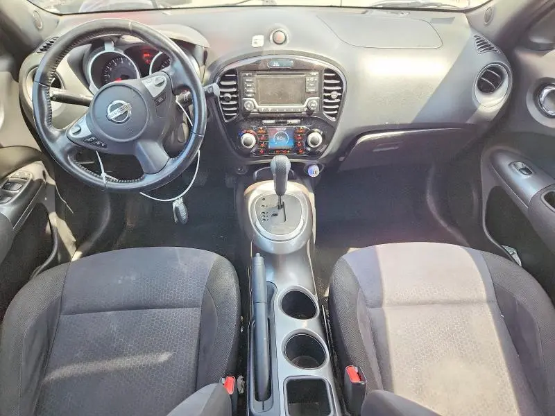 2016 NISSAN JUKE SV  