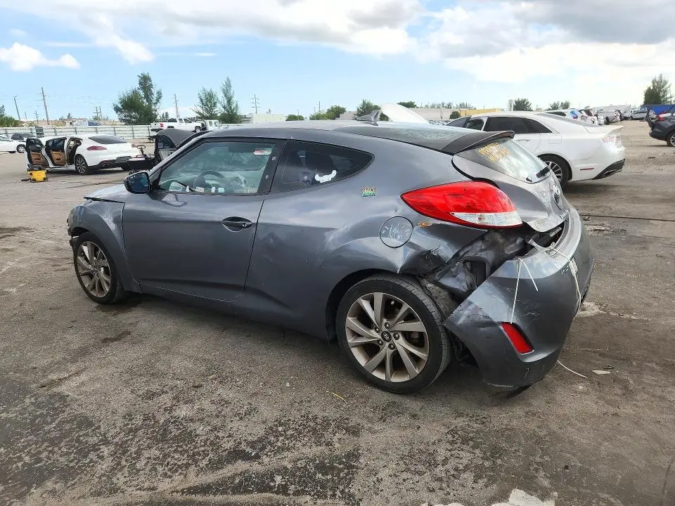 2017 HYUNDAI VELOSTER BASE  