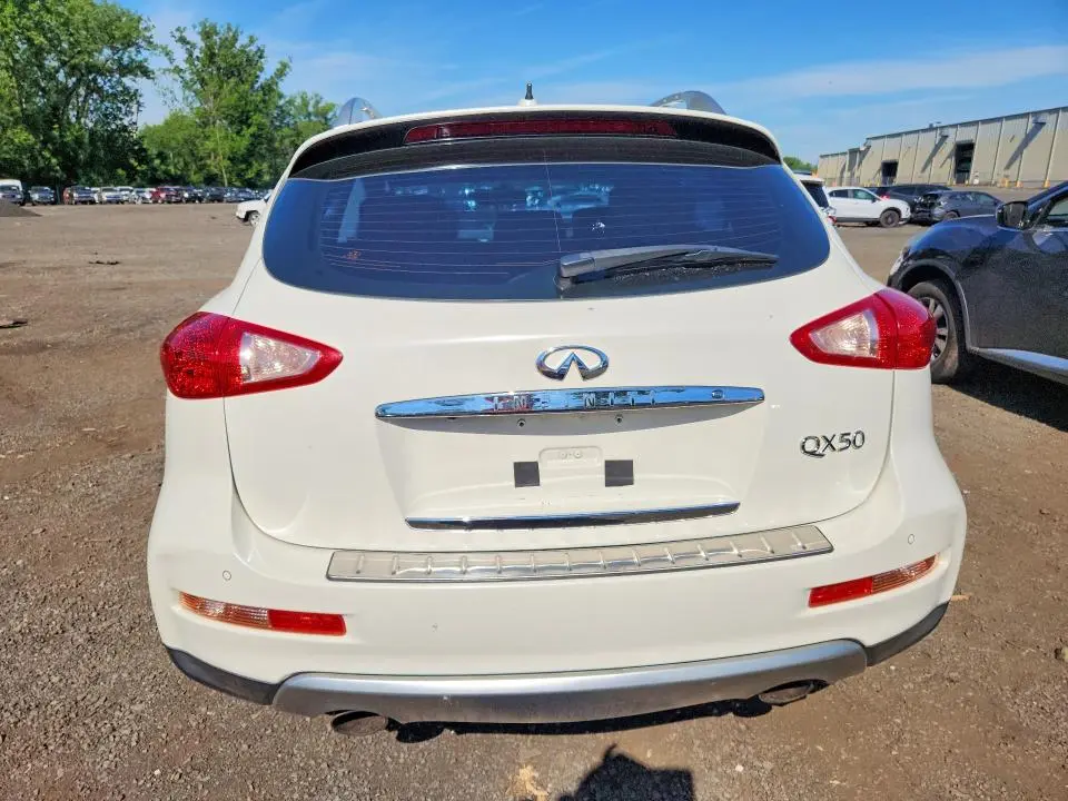 2016 INFINITI QX50 BASE  