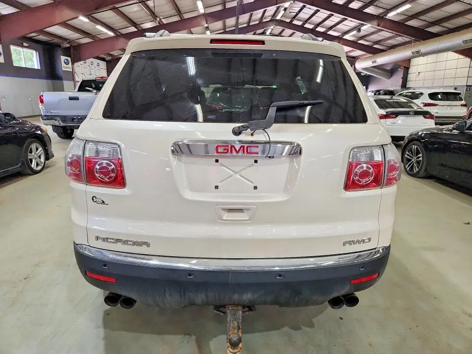 2012 GMC ACADIA SLE  
