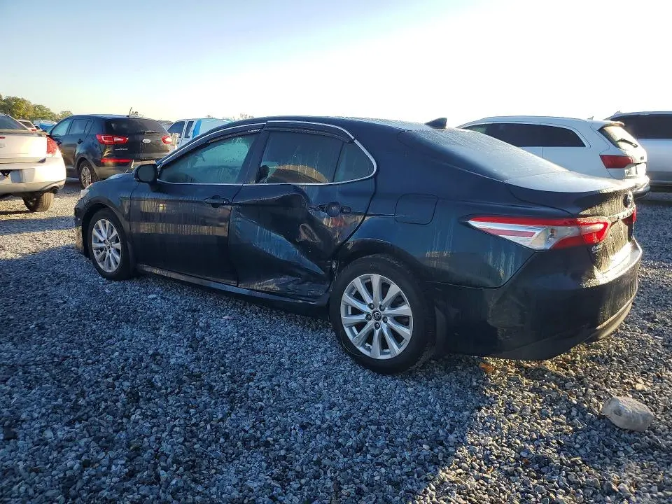 2019 TOYOTA CAMRY LE  