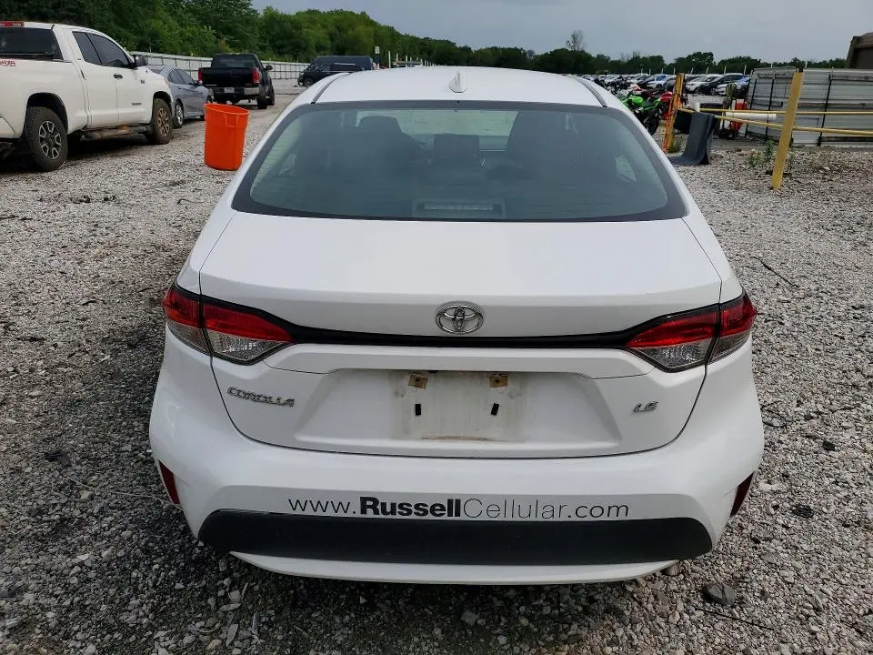 2022 TOYOTA COROLLA LE  