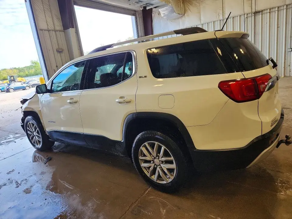 2017 GMC ACADIA SLE  
