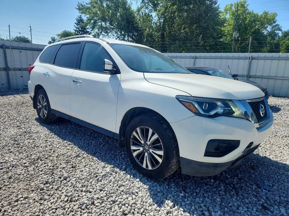 2017 NISSAN PATHFINDER S  