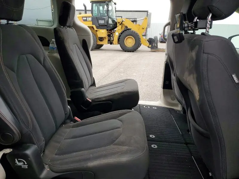 2018 CHRYSLER PACIFICA TOURING  