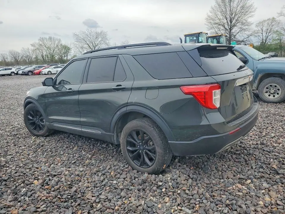 2022 FORD EXPLORER XLT  