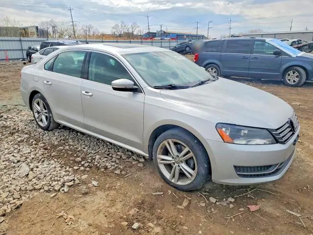 2014 VOLKSWAGEN PASSAT SE  