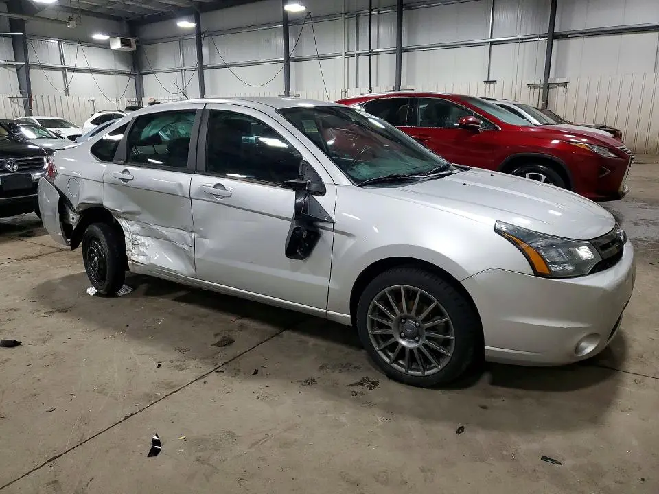2010 FORD FOCUS SES  