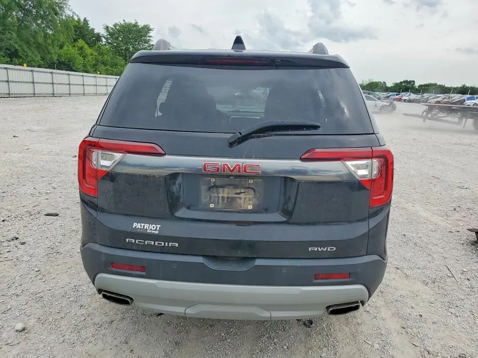 2020 GMC ACADIA SLT  