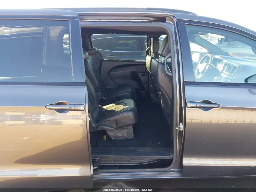 2019 CHRYSLER PACIFICA TOURING L