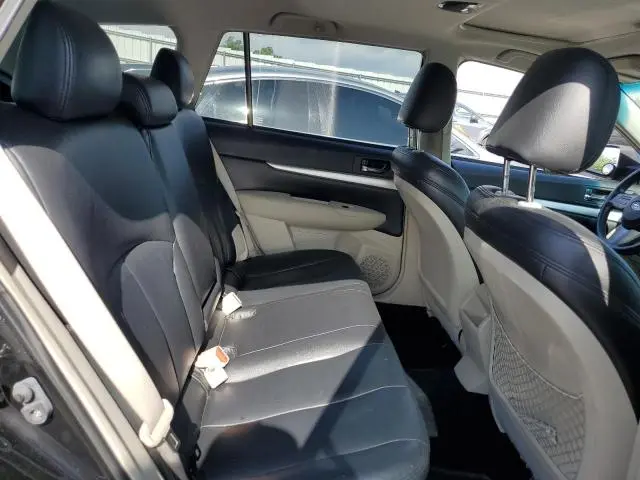 2011 SUBARU OUTBACK 2.5I PREMIUM  