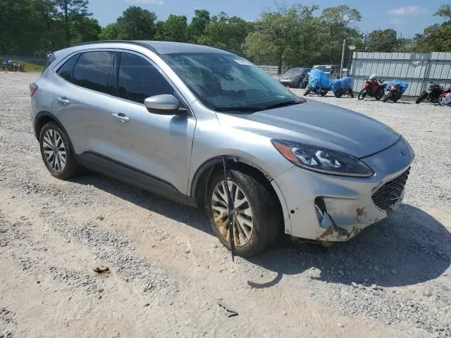 2021 FORD ESCAPE TITANIUM  