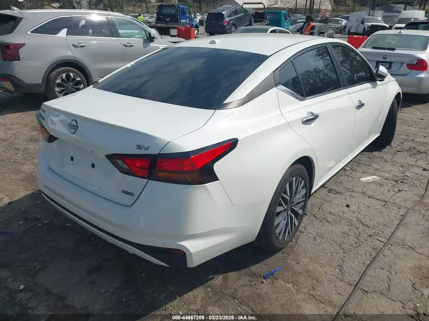 2023 NISSAN ALTIMA SV INTELLIGENT AWD