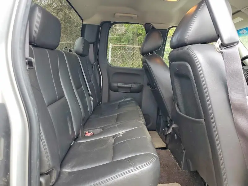 2011 CHEVROLET SILVERADO K1500 LT  