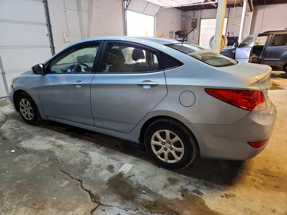 2014 HYUNDAI ACCENT GLS  