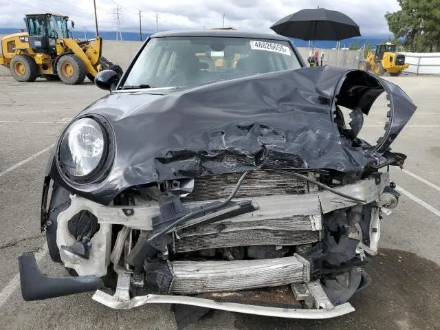 2019 MINI COOPER 