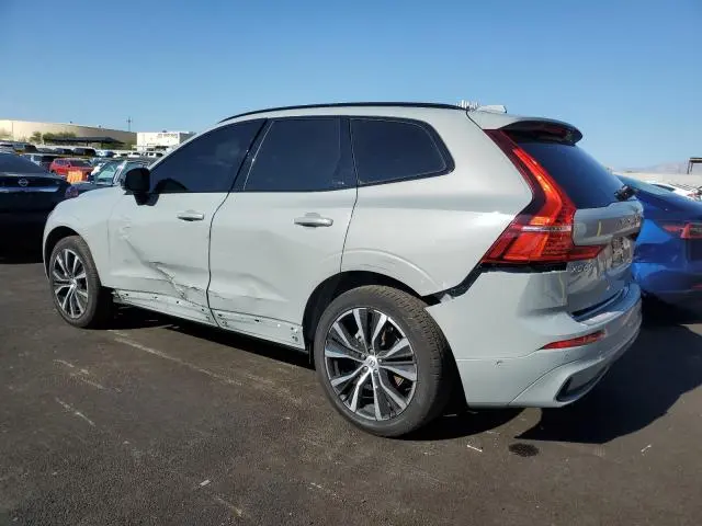 2025 VOLVO XC60 PLUS  