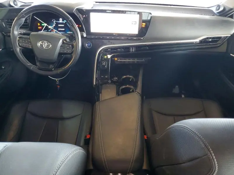 2022 TOYOTA MIRAI LE  