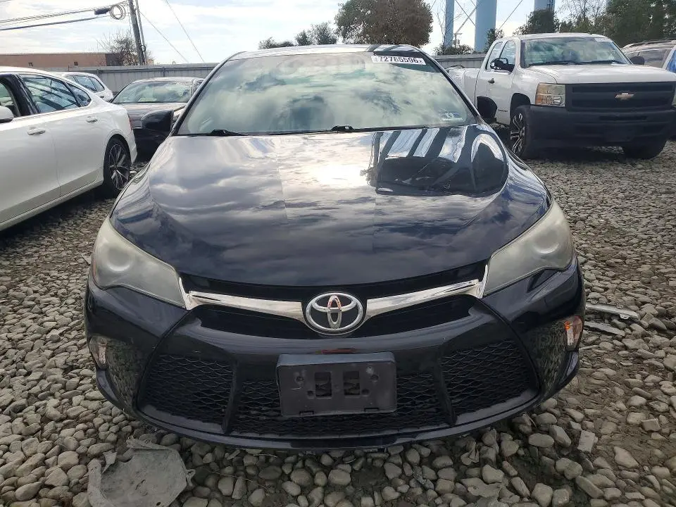 2017 TOYOTA CAMRY SE  