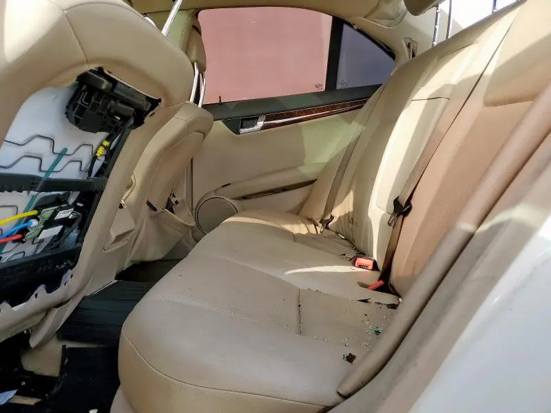 2010 MERCEDES-BENZ C 300  