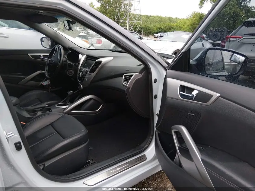 2015 HYUNDAI VELOSTER FLEX