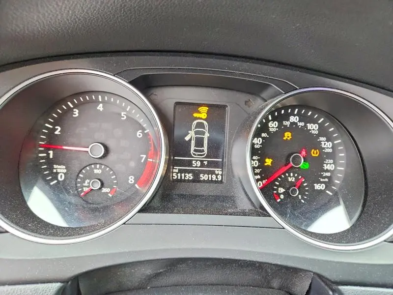 2017 VOLKSWAGEN JETTA SE  