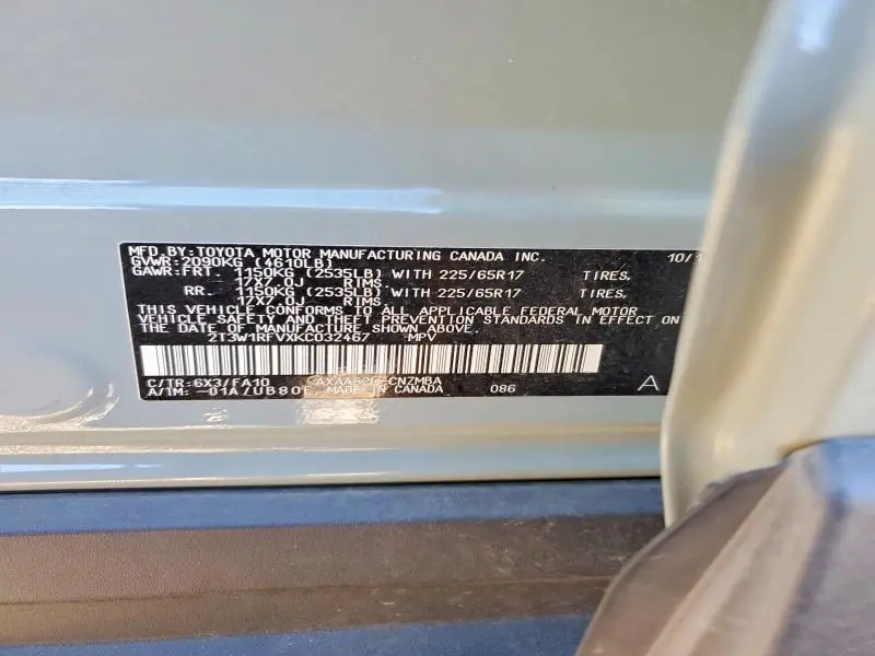 2019 TOYOTA RAV4 XLE  